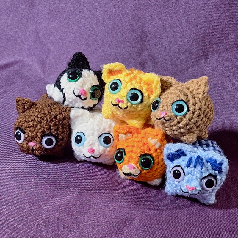 2025/06 Stack of tiny round kitties